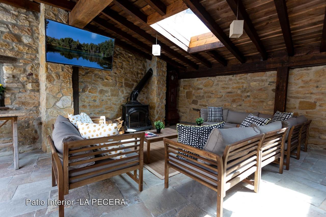 El Valle Perdido Casas Rurales Revelillas Exterior photo